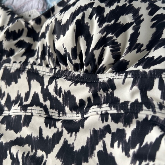 Knix Womens Tankini Swim Suit Top Summer Beach Safari Adjustable Swimwear Medium - Picture 7 of 10